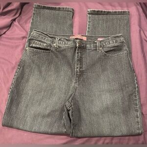 Gloria Vanderbilt Black Med-Dark Wash Jeans